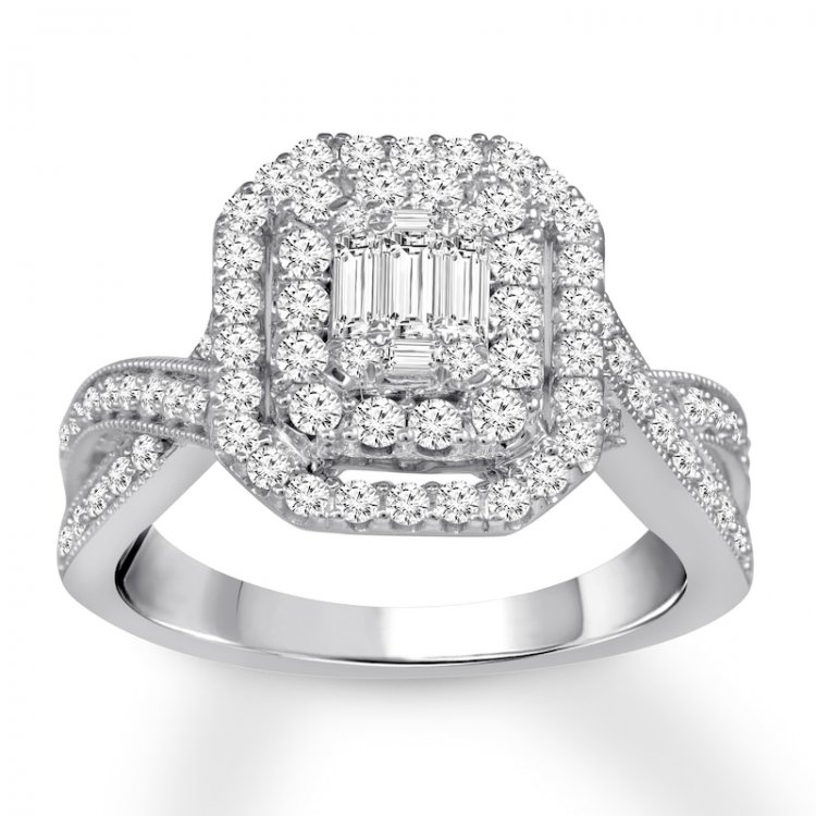 Previously Owned Diamond Engagement Ring 1 ct tw Round/Baguette 14K White Gold